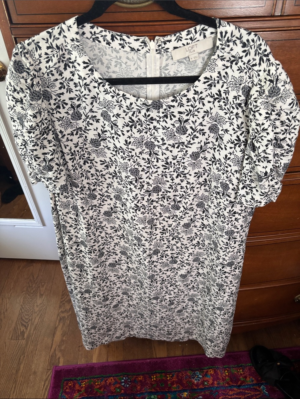 LOFT White Floral Puff-Sleeve Dress